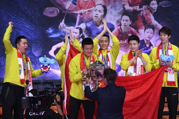 從經(jīng)典比賽學(xué)羽毛球：如何像職業(yè)選手一樣思考與行動(dòng)