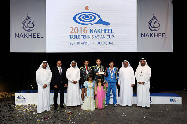 如何正確繪制羽毛球場(chǎng)的單打和雙打線？