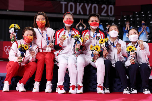 碳纖維VS鋁合金？不同材質(zhì)羽毛球拍品牌優(yōu)缺點解析