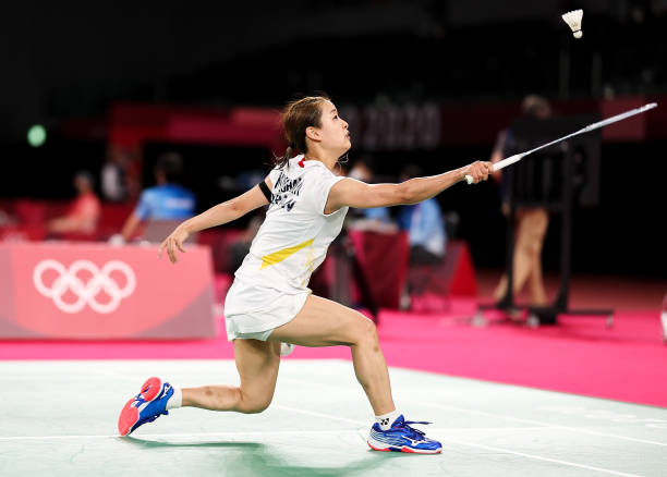 羽毛球雙打幾局結(jié)束？21分制下的勝負(fù)判定