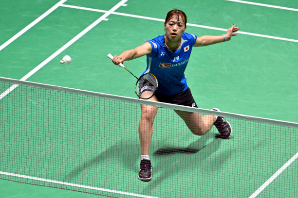 羽毛球雙打配合教學視頻 - 免費高清講解戰(zhàn)術(shù)與跑位