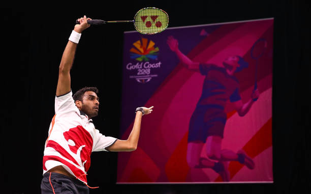 羽毛球裁判員手勢(shì)規(guī)范：如何正確判罰得分與違例