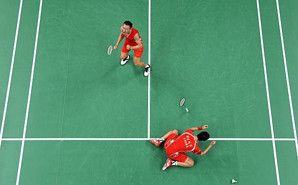 羽毛球撿球技巧：如何優(yōu)雅又高效地撿球？