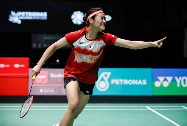 暴力美學(xué)！男雙選手連續(xù)重殺震撼全場(chǎng)