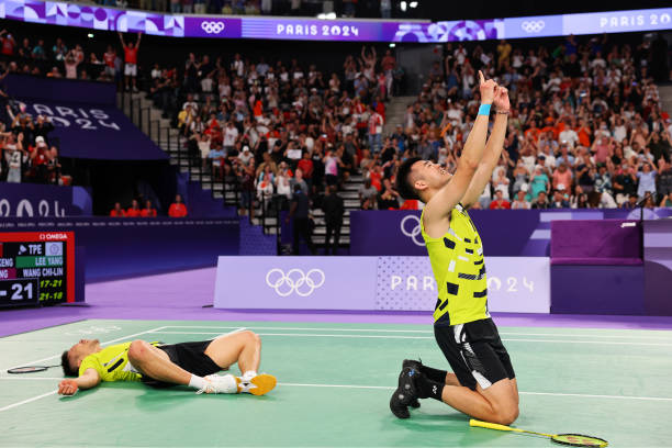 羽毛球單打比賽規(guī)則與技術(shù)全解析