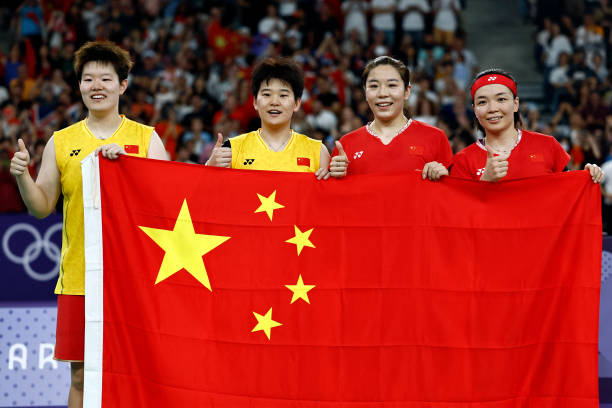 羽毛球場地的長寬對比賽有什么影響？