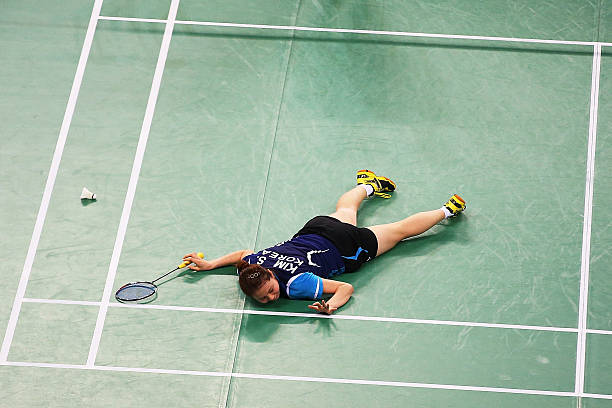 2024年最佳4U羽毛球拍推薦：性能與性價比全解析