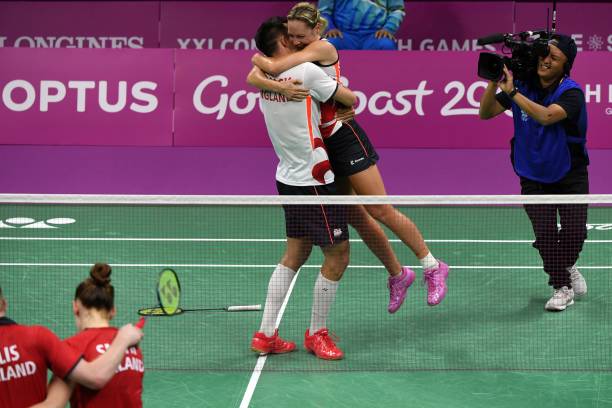 避免犯規(guī)！羽毛球雙打發(fā)球不能越過(guò)這條線