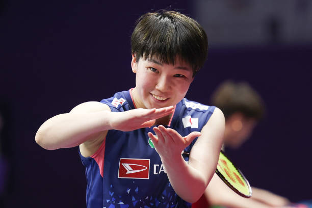 誰(shuí)是魚躍救球的真正發(fā)明者？爭(zhēng)議與歷史真相大解析