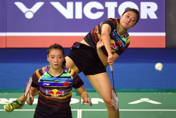 30磅羽毛球拍的“槍聲效應(yīng)”：擊球瞬間為何如此清脆？