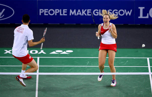 羽毛球雙打發(fā)球規(guī)則解析：避免常見錯誤