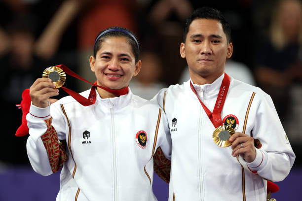 羽毛球視頻教學(xué)app：高清慢動(dòng)作分解，一招一式輕松學(xué)