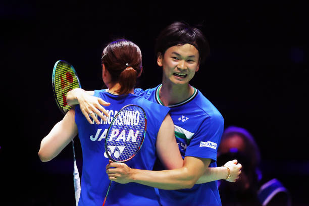 羽毛球單打和雙打場地規(guī)則一樣嗎？快速掌握關(guān)鍵區(qū)別！