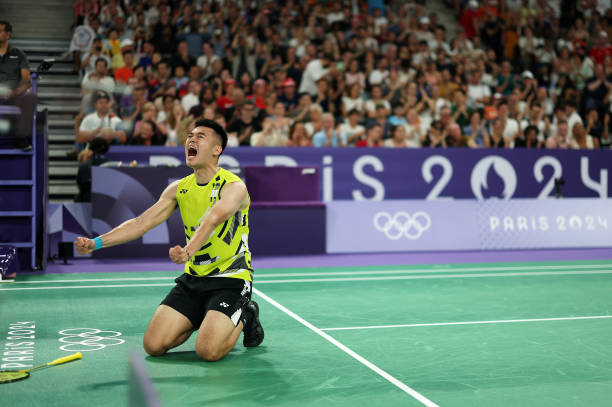 羽毛球場地簡圖:如何正確標記發(fā)球區(qū)與邊線