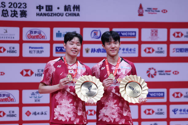 高遠球擊球點太低或太高？調(diào)整方法一次學會