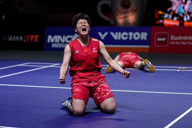 羽毛球拍品牌推薦：不同打法如何挑選合適的球拍？