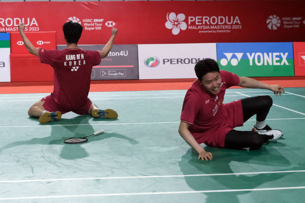 羽毛球殺球入門指南：從基礎(chǔ)動(dòng)作到實(shí)戰(zhàn)應(yīng)用