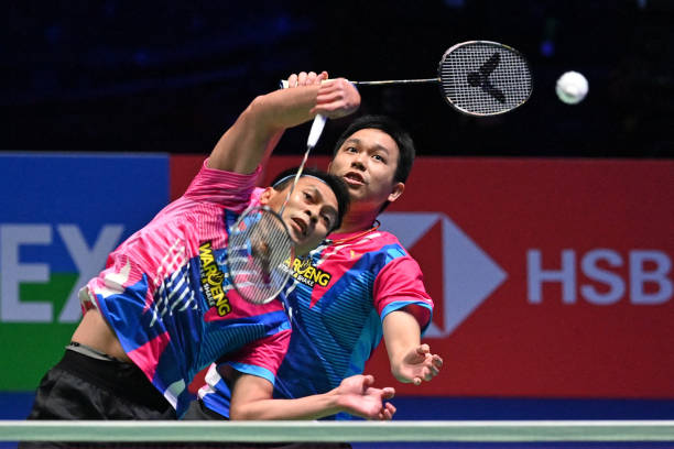 羽毛球場施工圖紙：場地尺寸、網(wǎng)高與邊界線要求