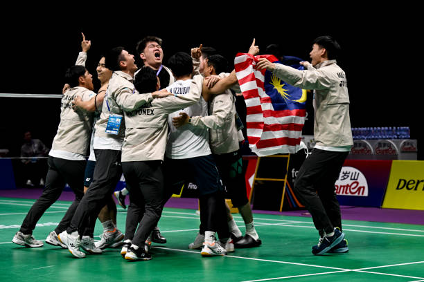 羽毛球比賽中的暫停與換邊規(guī)則：何時(shí)可以休息？