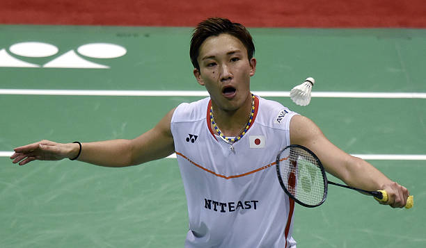 羽毛球反手防守發(fā)力技巧詳解（附動(dòng)作分解圖