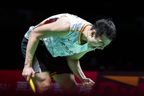 高效發(fā)球技巧：正手高遠球四個標準動作解析