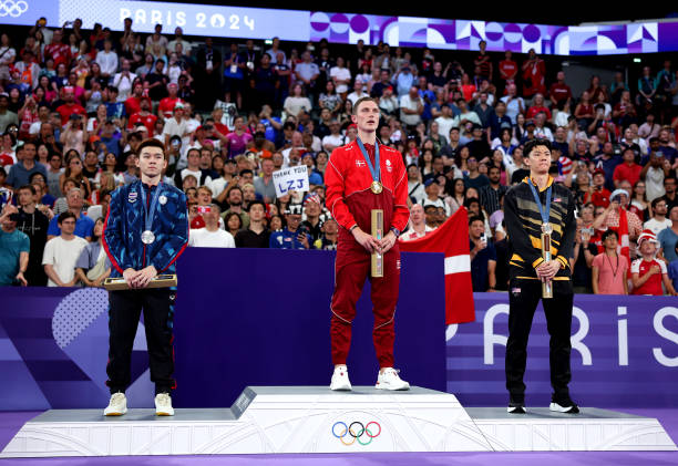 室內(nèi)羽毛球場(chǎng)館高度標(biāo)準(zhǔn)尺寸詳解