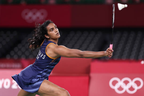 羽毛球運動：燃燒卡路里與體重管理的理想選擇