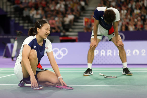 羽毛球單打出界判定指南：圖解+裁判視角講解