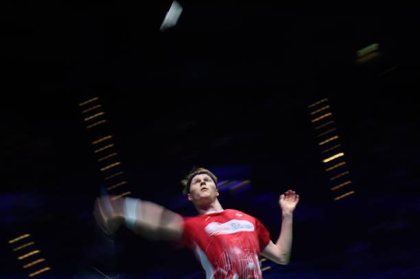 羽毛球網高度：單打和雙打有區(qū)別嗎？