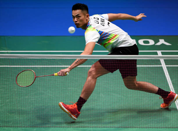 羽毛球拍選購(gòu)避坑指南：如何挑選耐用又順手的球拍？