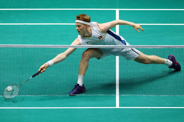 從入門到高端：各品牌羽毛球拍選購(gòu)指南與對(duì)比分析