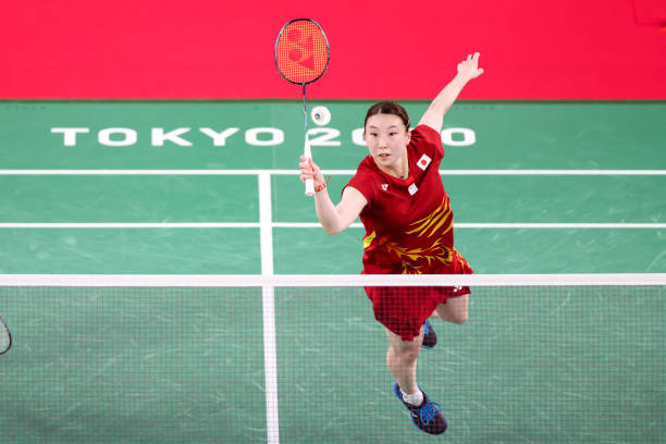 羽毛球愛好者必看：單打與雙打裝備選擇有何不同