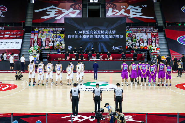 避免被吹犯規(guī)：籃球運動員必須掌握的規(guī)則要點