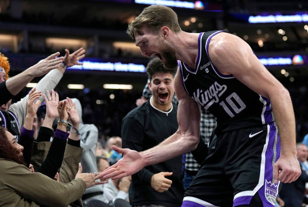 控球后衛(wèi)vs得分后衛(wèi)：誰才是球隊真正的進(jìn)攻核心？