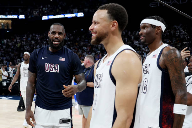 永遠的黑曼巴：重溫科比最經典的10次扣籃