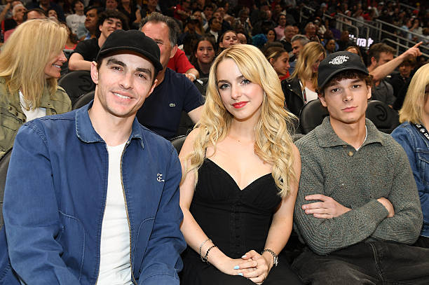 別再叫錯(cuò)了！籃球“越位犯規(guī)”的正確名稱是“回場(chǎng)違例”