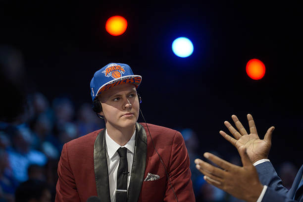 籃球場手繪示意圖：詳細(xì)標(biāo)注各區(qū)域名稱與規(guī)則