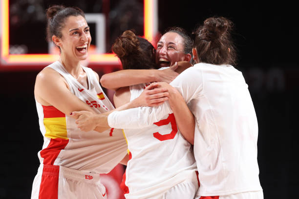 七場(chǎng)四勝制：NBA總決賽的勝利條件