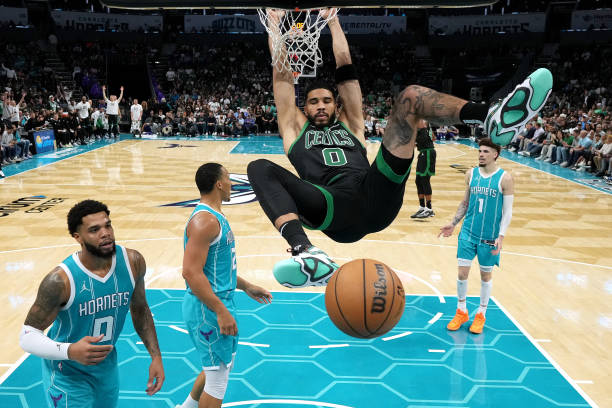 15號(hào)球衣背后的故事：NBA與CBA的經(jīng)典號(hào)碼