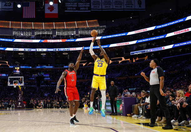 青島男籃主帥劉維偉的戰(zhàn)術(shù)風(fēng)格解析