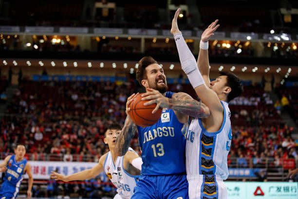 籃球比分網即時比分：舊版球探網手機版優(yōu)缺點分析