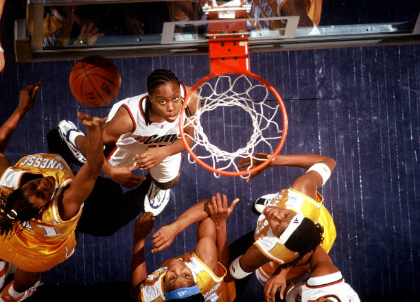 籃球場建設公司材料采購與供應鏈管理崗位介紹