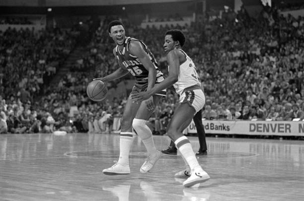 大前鋒的黃金時(shí)代：回顧NBA歷史前十球員