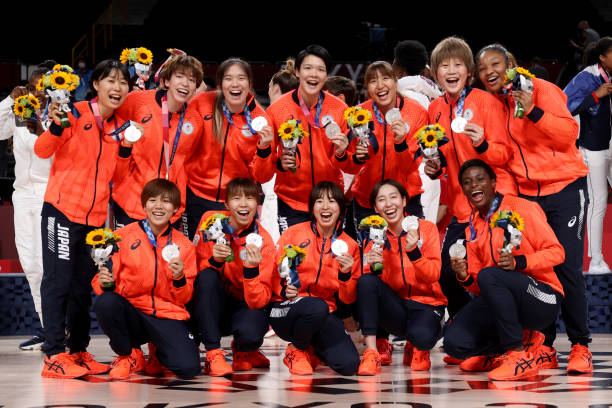 如何辨別真?zhèn)危豪麪朠E球鞋的購買指南