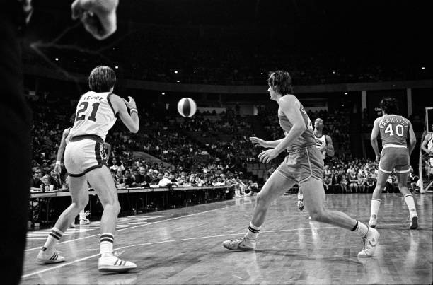 雨燕籃球直播在線直播觀看視頻中的攝影與配樂：如何營造獨特氛圍