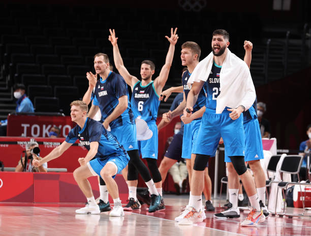 詹姆斯生涯總得分突破XX分，歷史排名穩(wěn)步上升