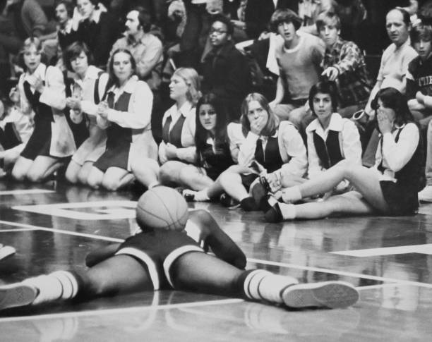 走步犯規(guī)的常見(jiàn)誤區(qū)與正確判定方法