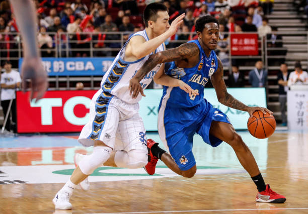 如何測量籃球場？標準尺寸及標記線全面指南