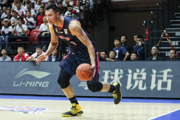 余嘉豪扣碎籃板成焦點(diǎn)，未來或成國家隊(duì)中堅(jiān)力量