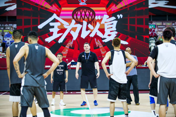 最新版籃球規(guī)則是哪一年發(fā)布的？